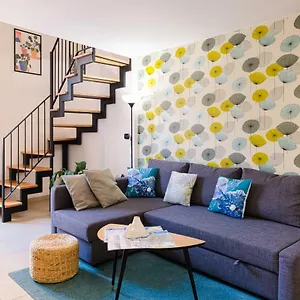 https://modern-house-naples.hotels-amalfi.com